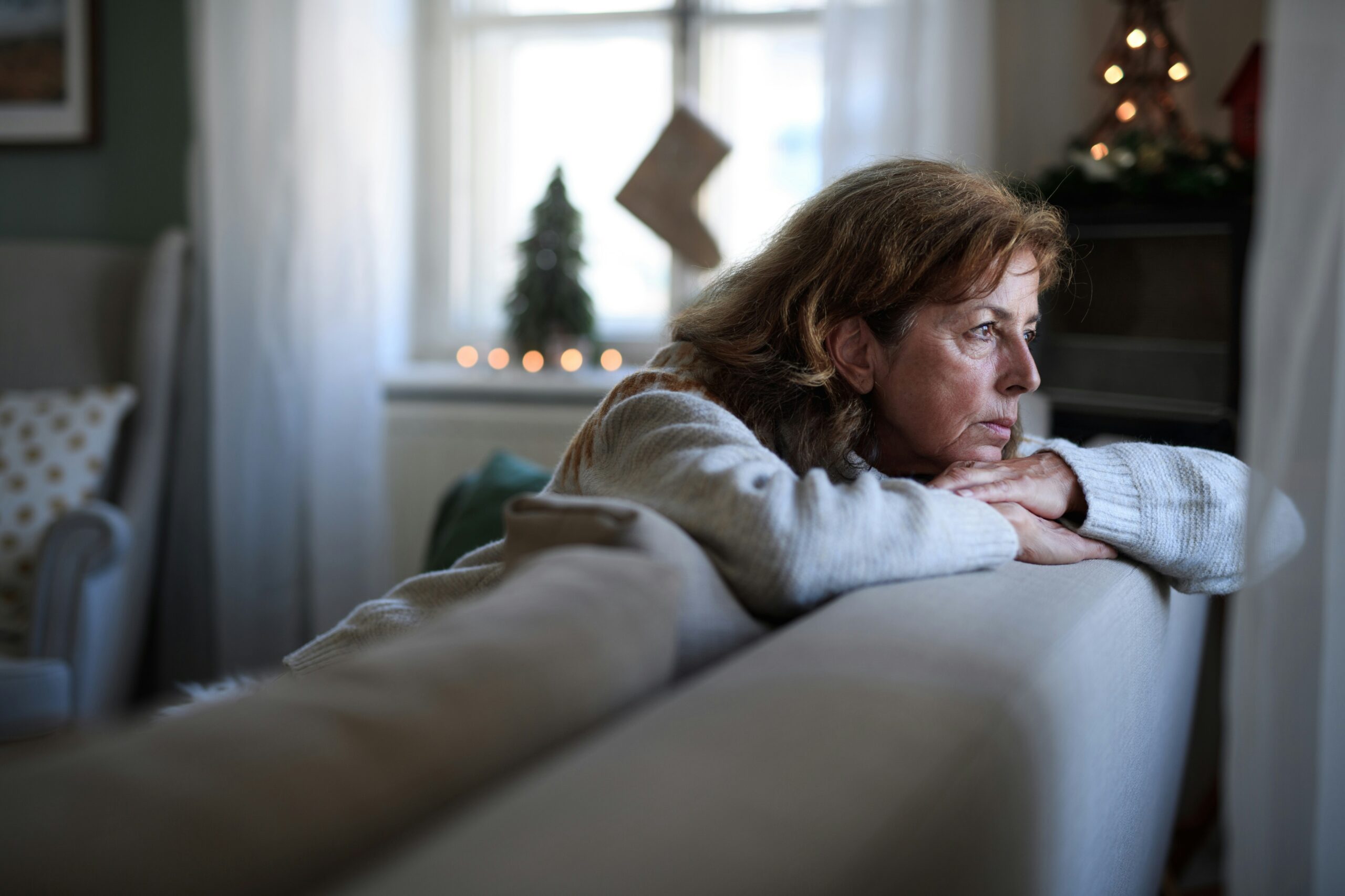 woman experiencing grief during the holidays